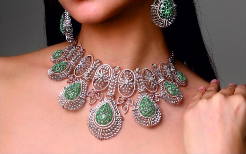 How to Choose Bridal Jewellery: A Complete Guide for Indian Weddings